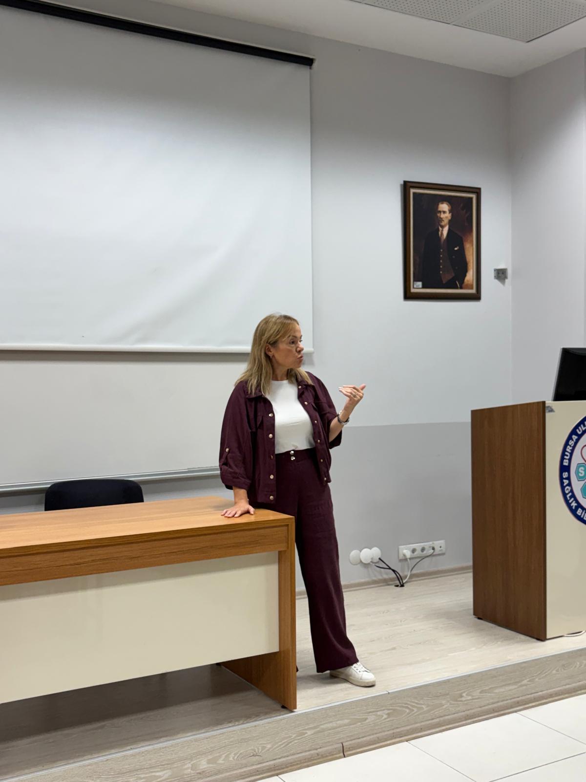 2026-2027 Egitim-Ögretim Yılı FTR Bölümü Dönem 4 Öğrencilerine Klinik Oryantasyon Eğitimi Verildi.